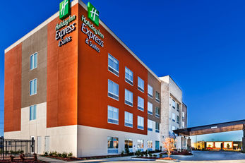 Holiday Inn Express & Suites Tulsa West