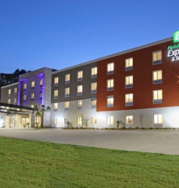 Holiday Inn Express/Suites Columbus N