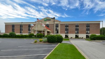 Holiday Inn Express Crestwood