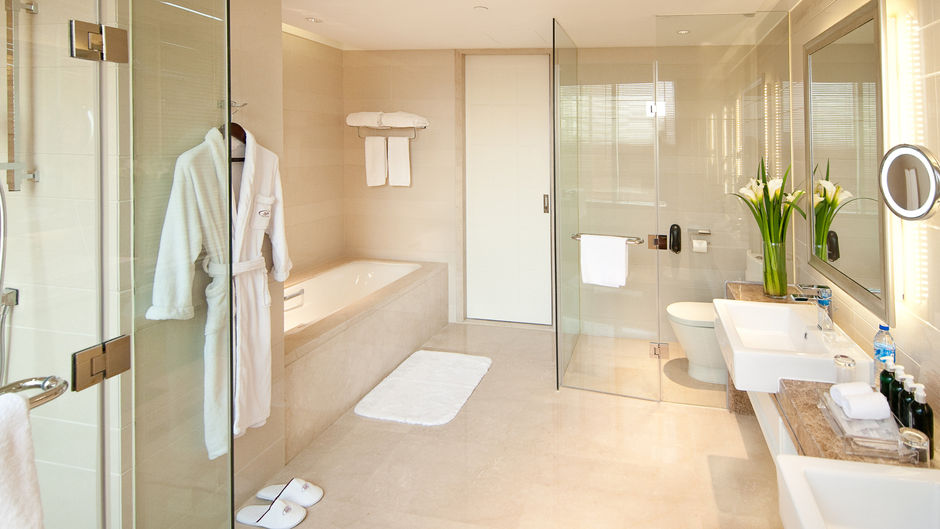 Crowne Plaza Anting Golf Room