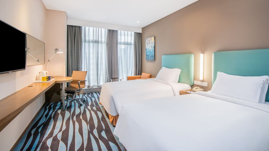 Holiday Inn Express Hangzhou Huanglong Room