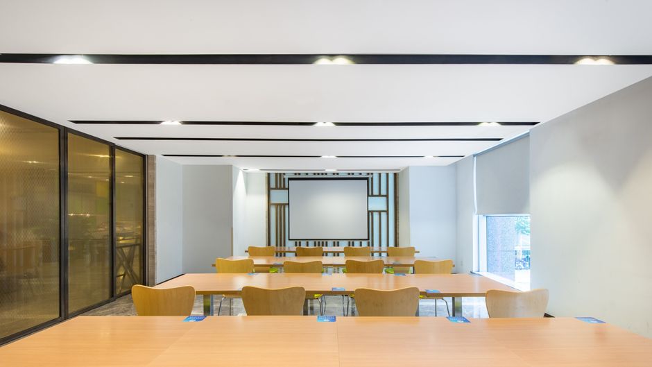 Holiday Inn Express Hangzhou Huanglong Meeting