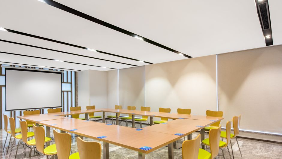 Holiday Inn Express Hangzhou Huanglong Meeting