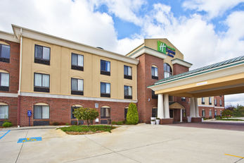 Holiday Inn Express Hotel & Suites