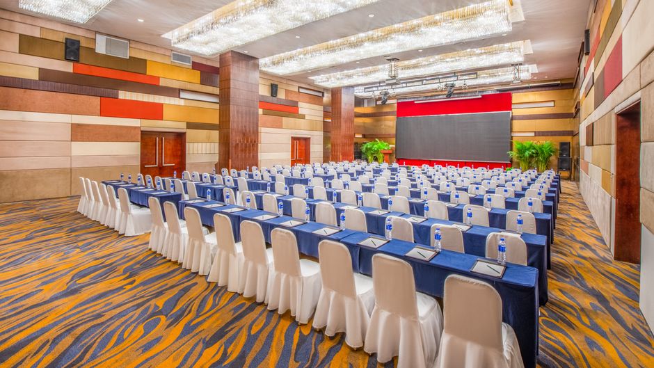 Holiday Inn Xiaoshan Ballroom