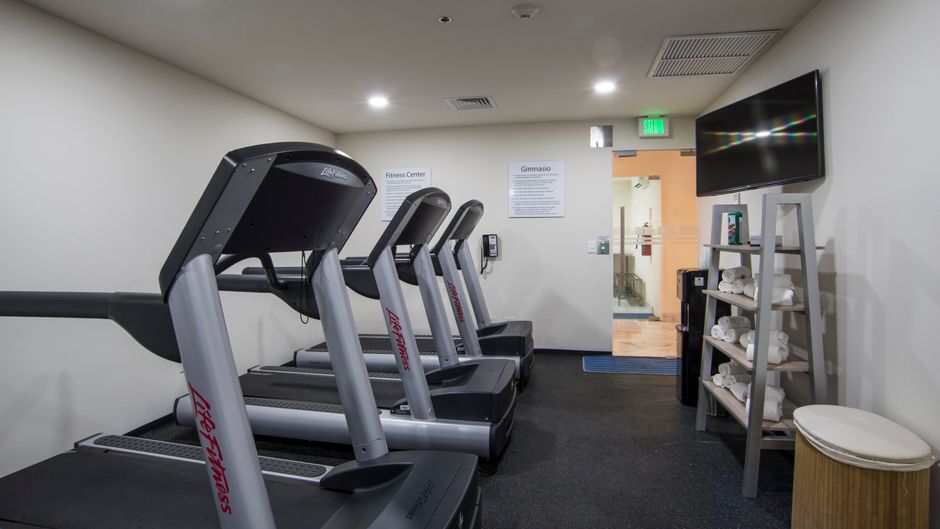 Holiday Inn Express/Suites Ciudad Obrego Health Club