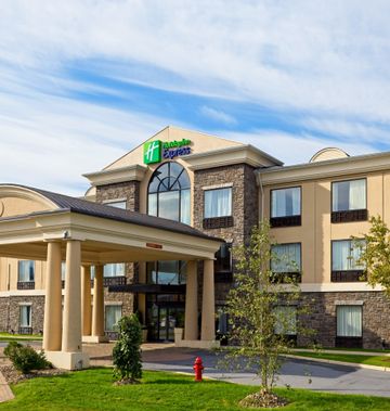 Holiday Inn Express Hotel & Suites