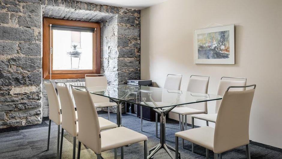 Hotel Balneario Orduna Plaza Meeting