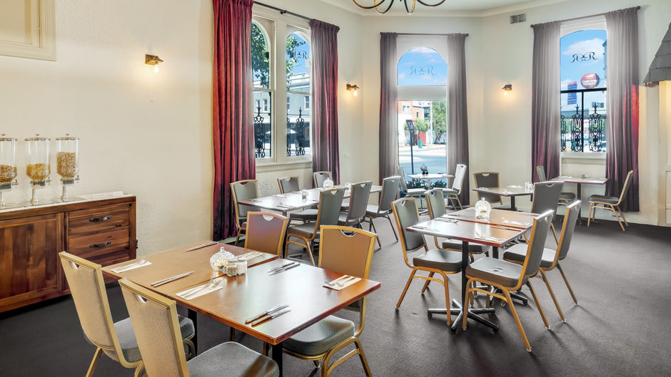 Prince of Wales Motor Inn Restaurant
