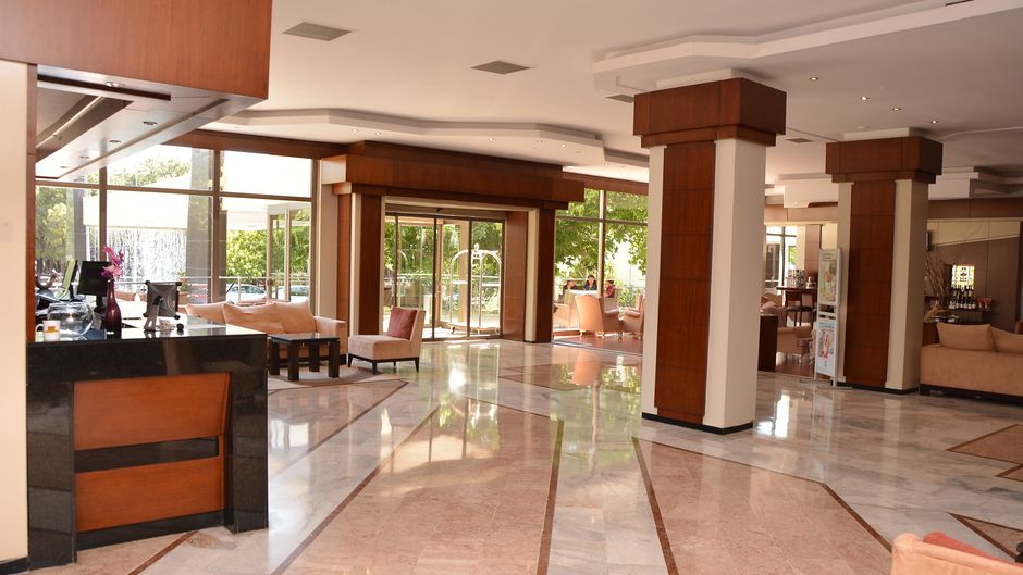 Anemon Ege Saglik Hotel Lobby