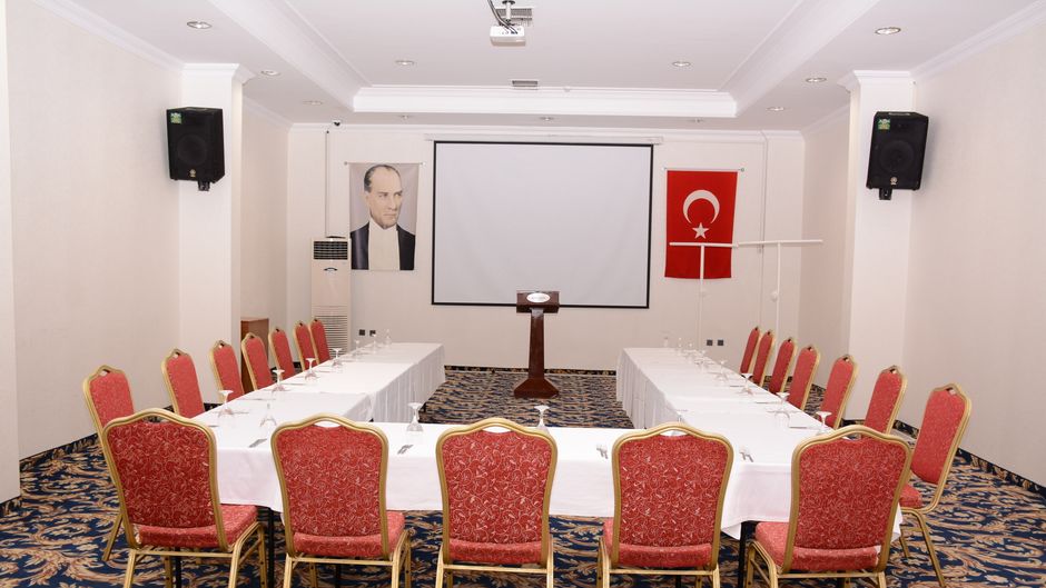 Anemon Ege Saglik Hotel Meeting
