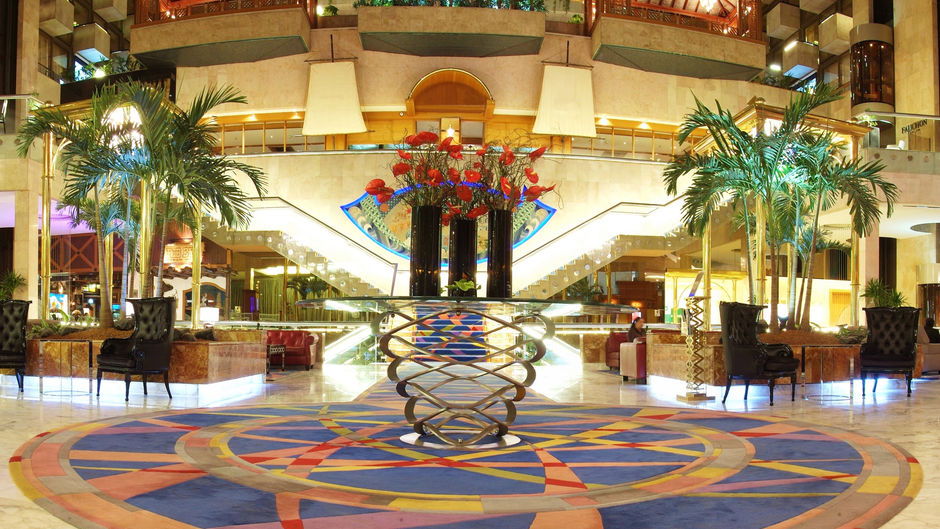 Holiday Inn Kuwait Al Thuraya City Lobby