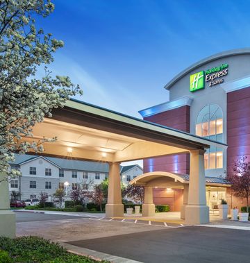 Holiday Inn Express Sacramento Airport