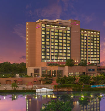 Crowne Plaza Kochi