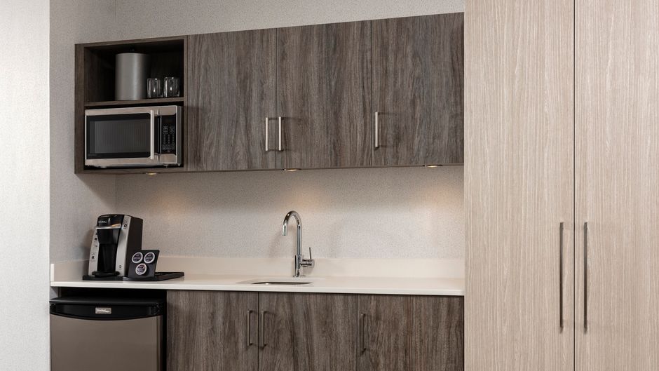 Holiday Inn Express Quebec City Suite