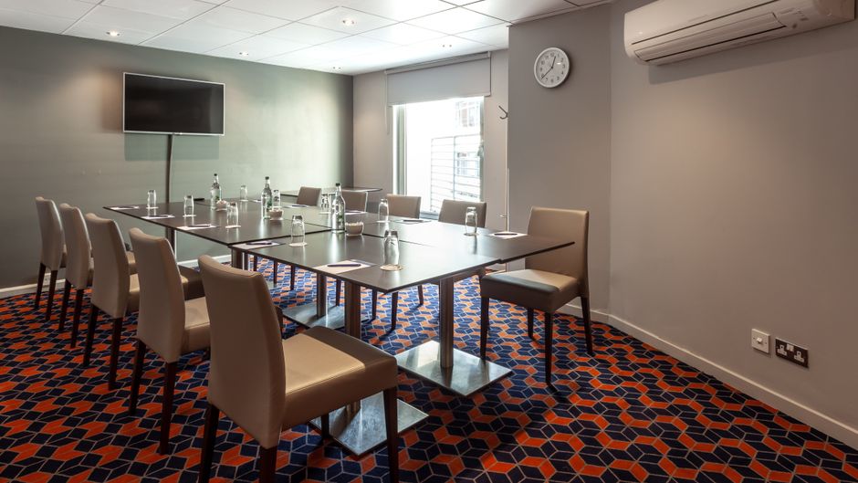 Holiday Inn Express City Ctr Theatreland Meeting