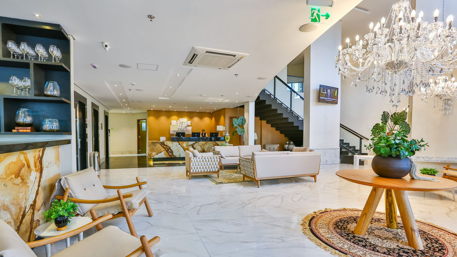 Holiday Inn Goiania Lobby
