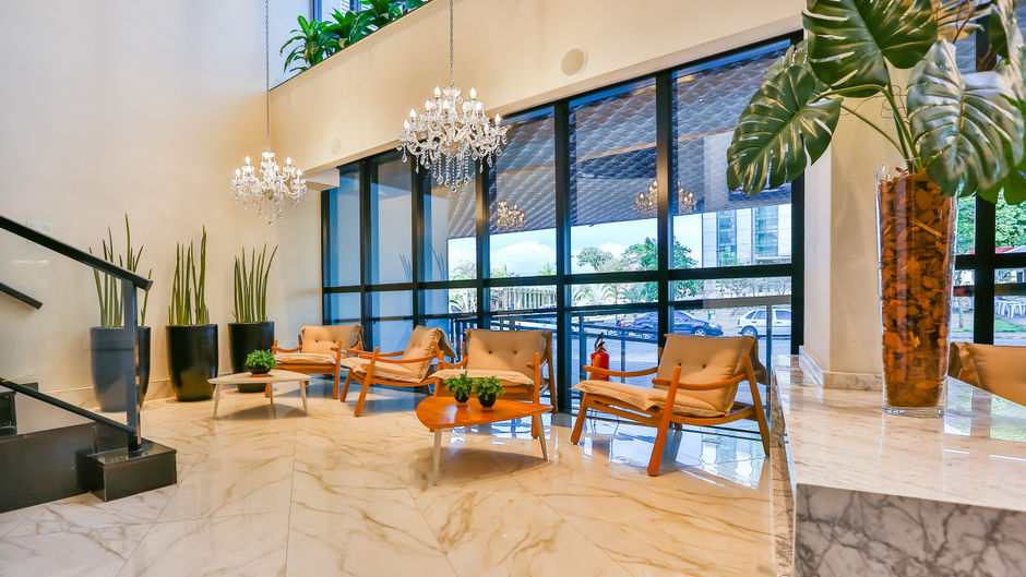Holiday Inn Goiania Lobby