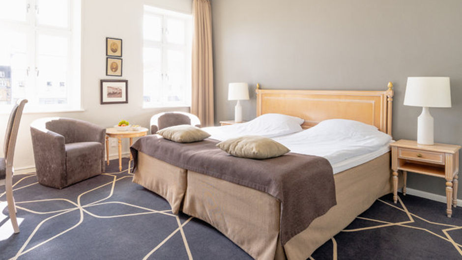 Dania Hotel Room