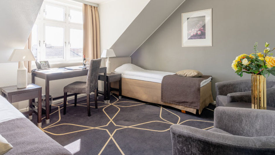 Dania Hotel Room