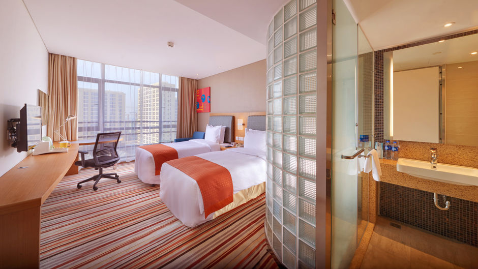 Holiday Inn Express Jiading Industry Pk Room