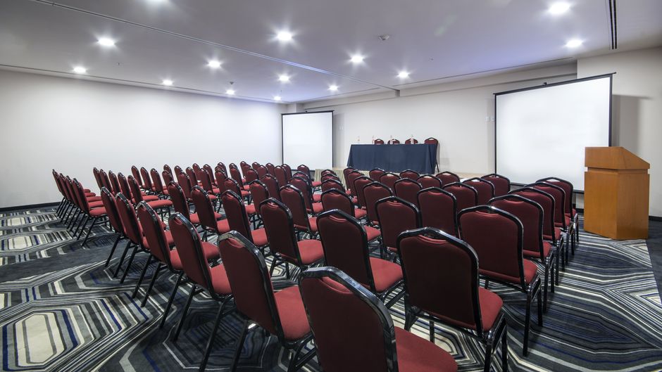 Holiday Inn Express Mexico-Toreo Meeting