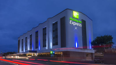 Holiday Inn Express Mexico-Toreo