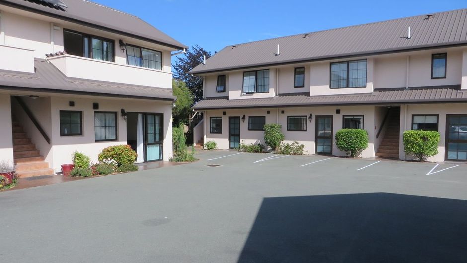 Arrow Motel Apartments Exterior