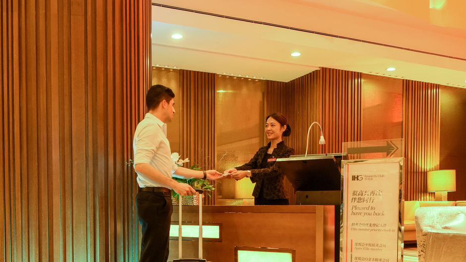 Crowne Plaza Guangzhou City Centre Lobby