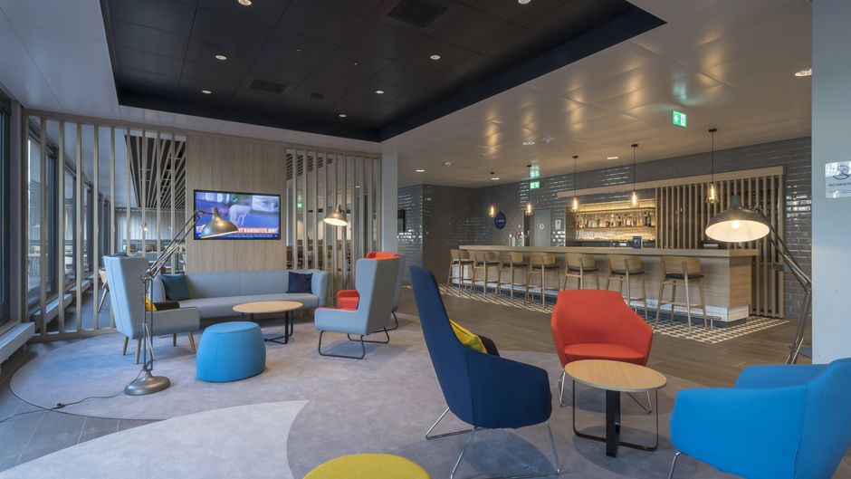 Holiday Inn Express Luzern Kriens Lobby