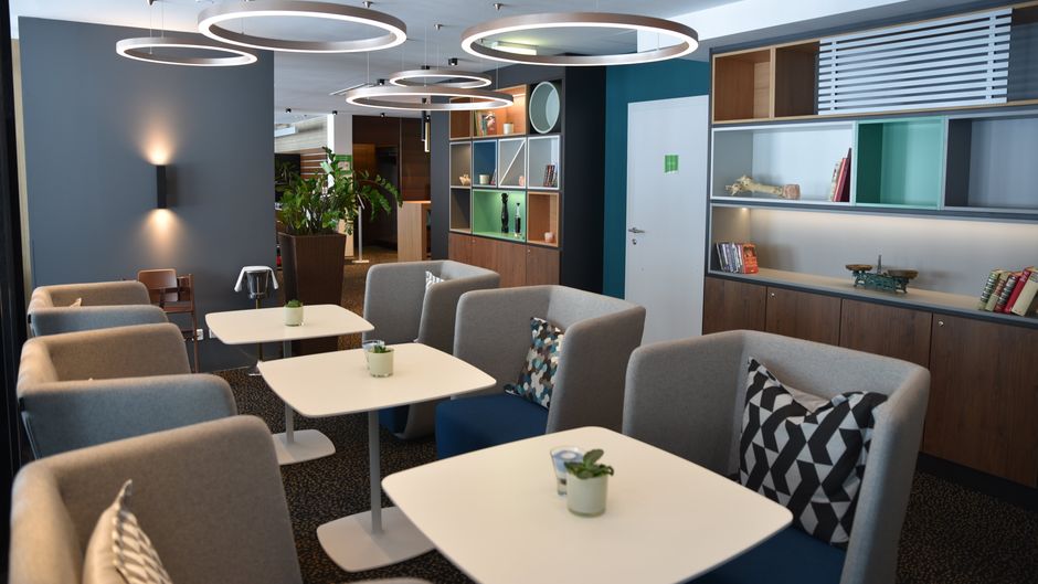 Holiday Inn Salzburg City Lobby