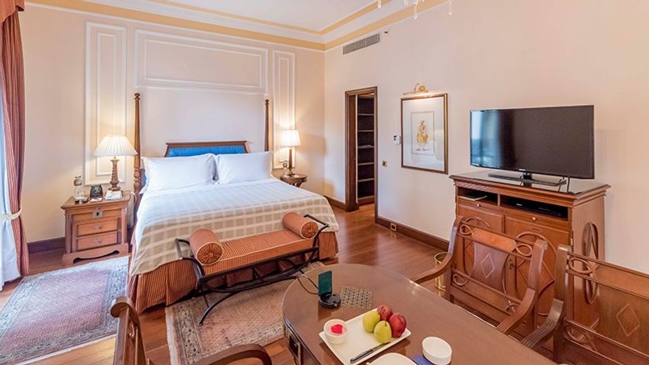 The Oberoi Grand Suite
