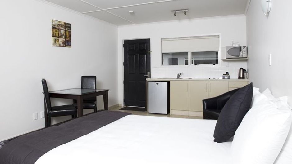 Hygate Motor Lodge & Conference Ctr Room