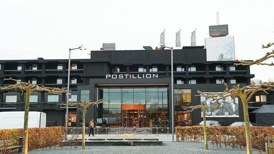 Postillion Hotel Dordrecht Exterior