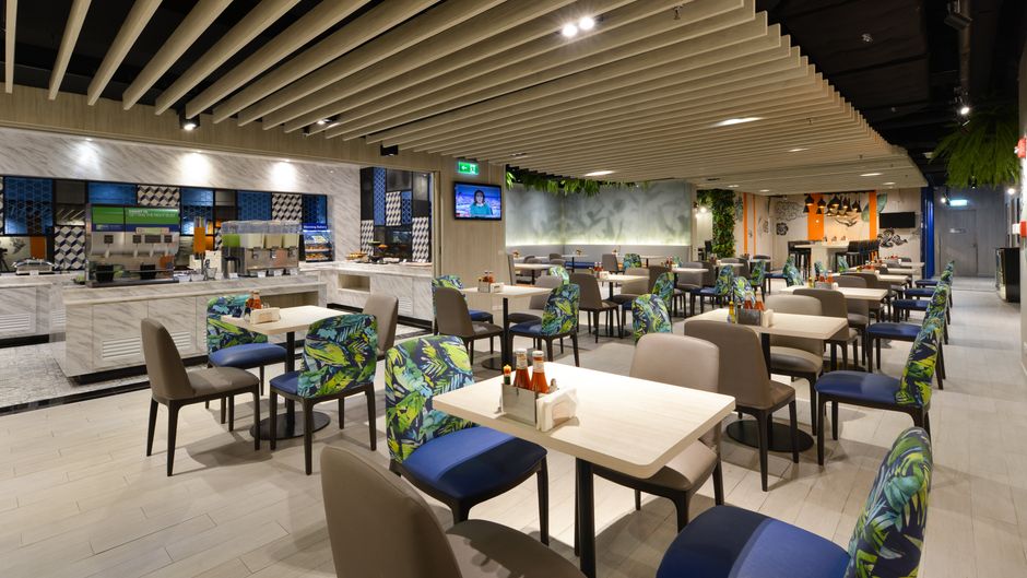 Holiday Inn Express Bangkok Sukhumvit 11 Restaurant