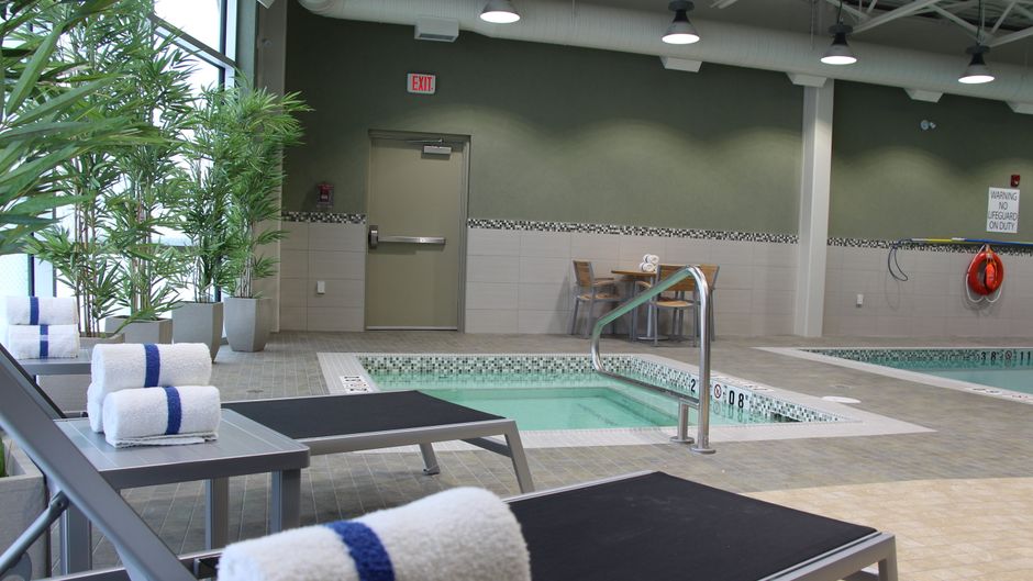 Holiday Inn Express & Suites Cold Lake Pool