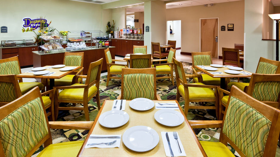 Holiday Inn Express Monterrey Aeropuerto Restaurant