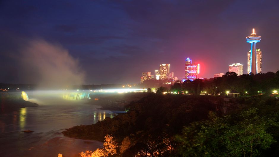 Holiday Inn by The Falls Other