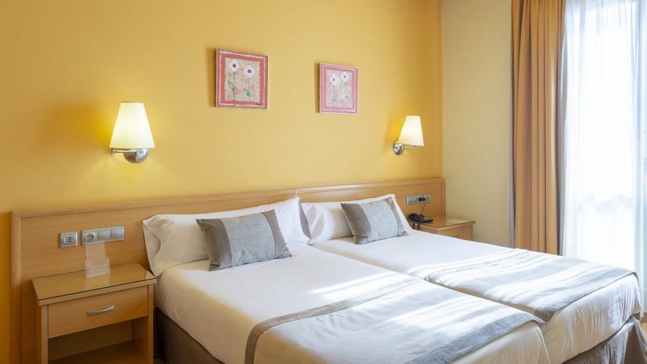 Hotel Real Lleida Room