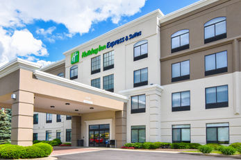 Holiday Inn Express & Suites Northwest
