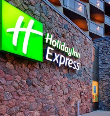 Holiday Inn Express Edmonton Downtown