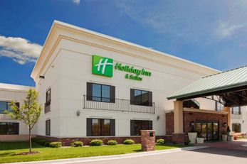 Holiday Inn Lakeville