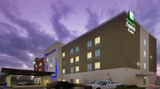 Holiday Inn Express/Suites New Braunfels