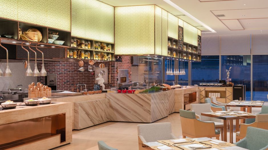 Crowne Plaza Dalian Sports Center Restaurant