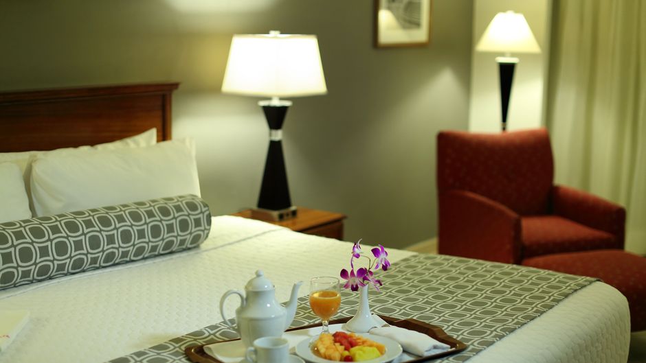 Crowne Plaza Panama Room
