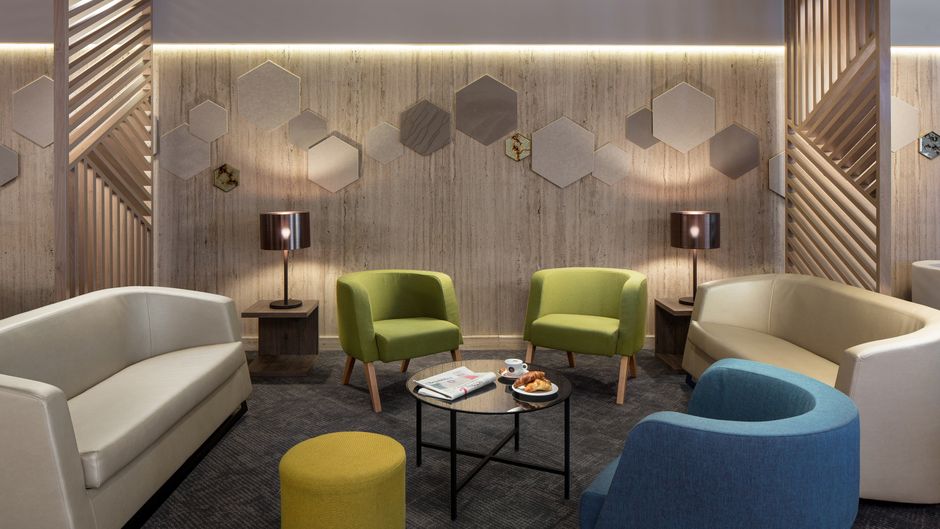 Holiday Inn Rome Eur Parco dei Medici Lobby