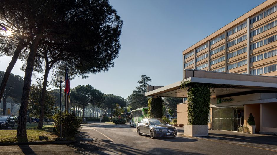 Holiday Inn Rome Eur Parco dei Medici Exterior