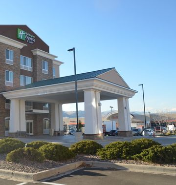 Holiday Inn Express & Suites