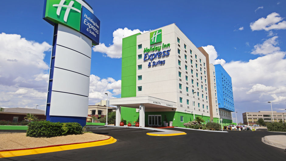 Holiday Inn Express & Suites Juarez Exterior