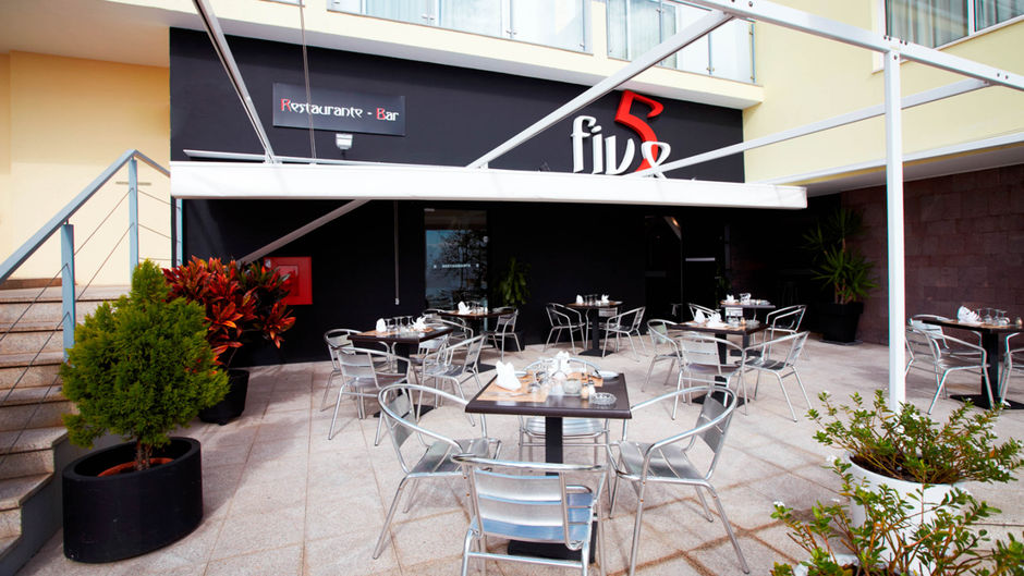 Hotel Raga Restaurant